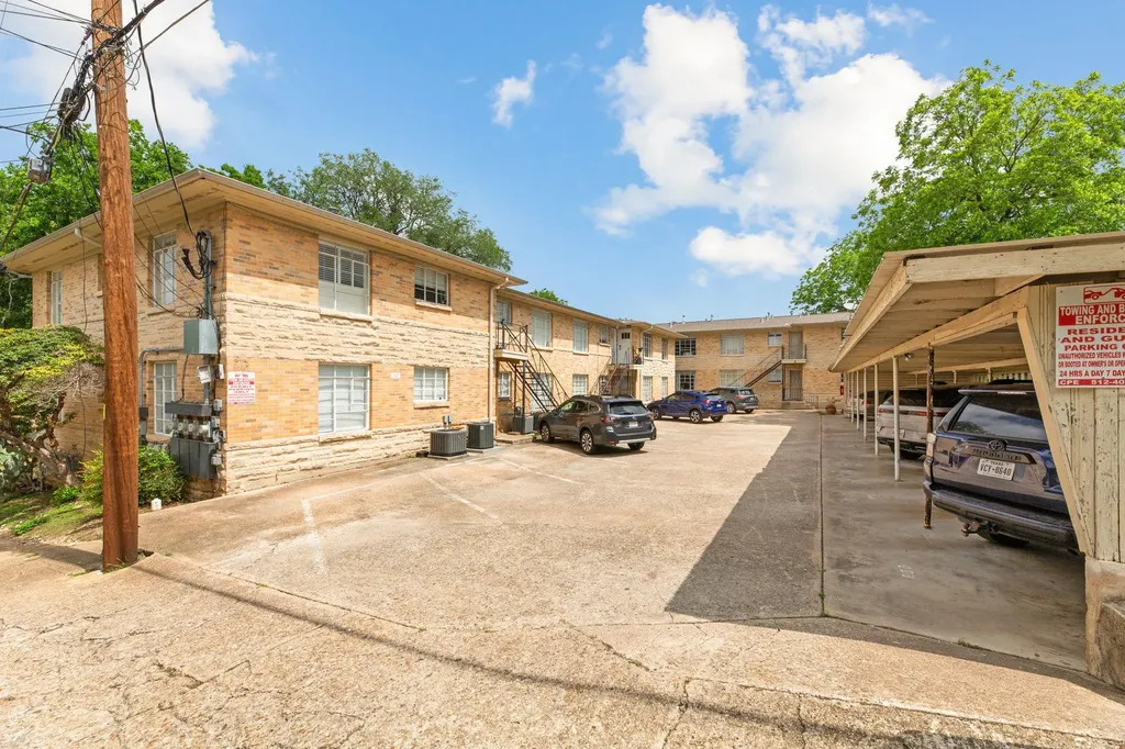 301 E 34th Street Austin TX 78705