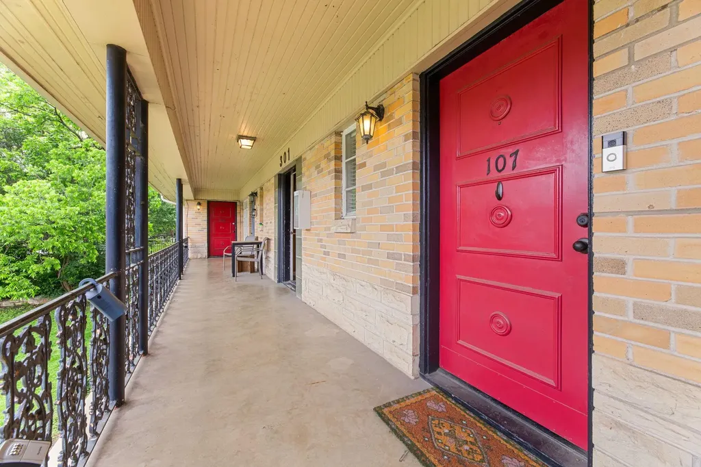 301 E 34th Street Austin TX 78705