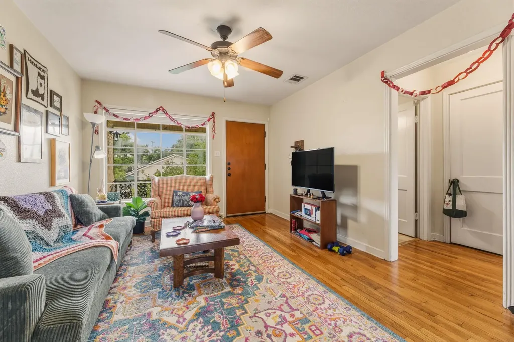 301 E 34th Street Austin TX 78705