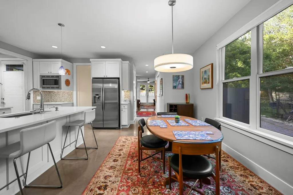 1506 W Saint Johns Avenue Austin TX 78757