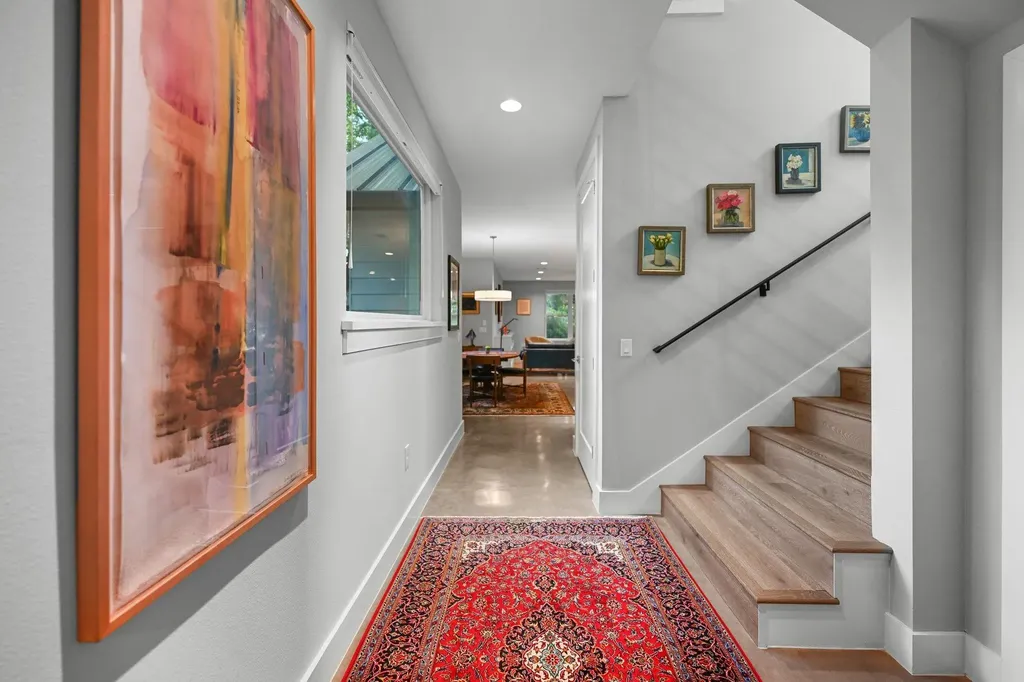 1506 W Saint Johns Avenue Austin TX 78757
