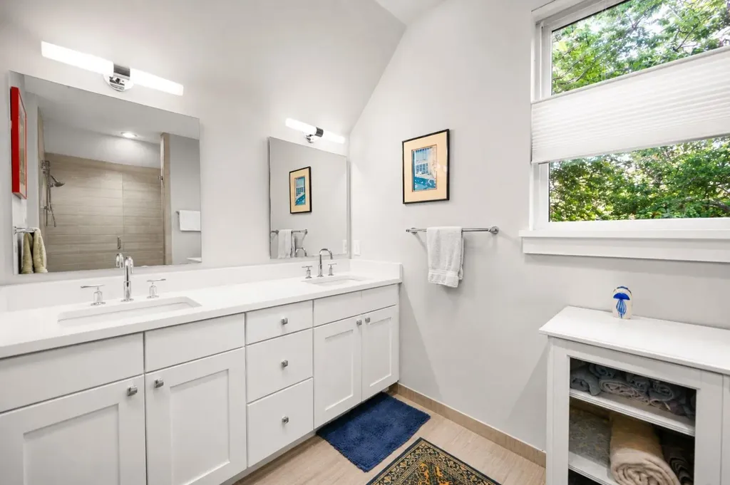 1506 W Saint Johns Avenue Austin TX 78757