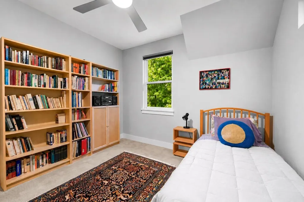 1506 W Saint Johns Avenue Austin TX 78757