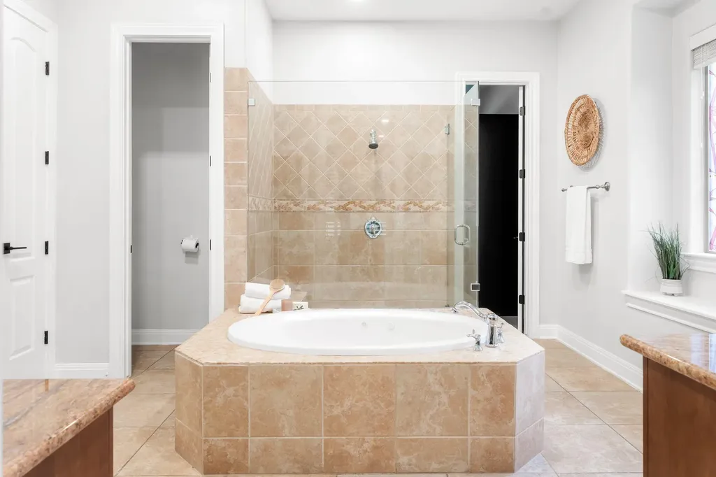 13500 Coleto Creek Trail Austin TX 78732