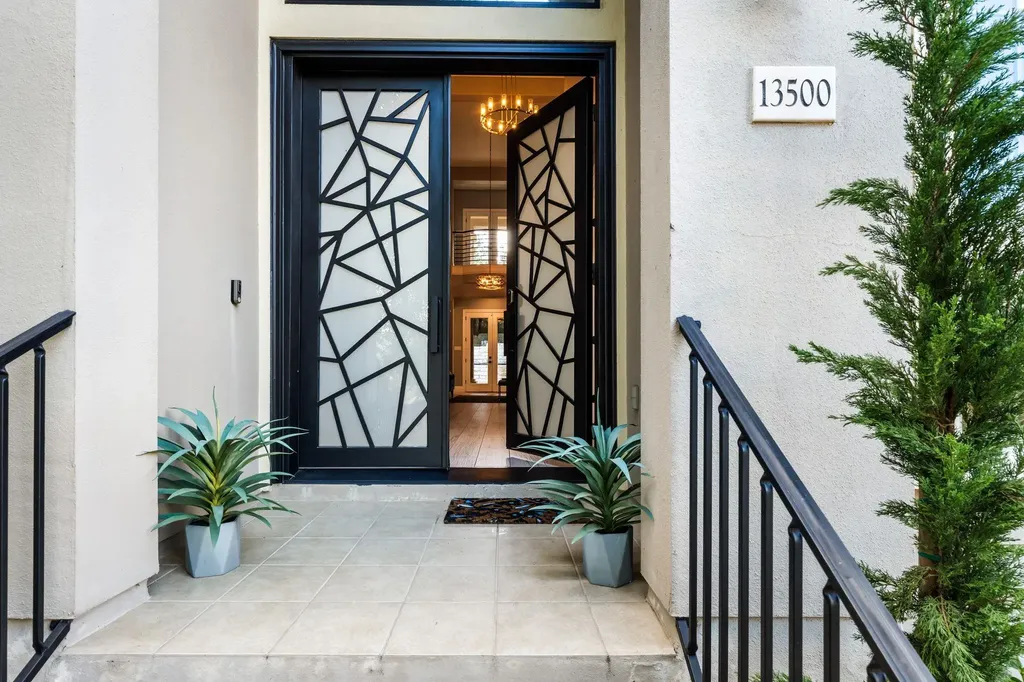 13500 Coleto Creek Trail Austin TX 78732