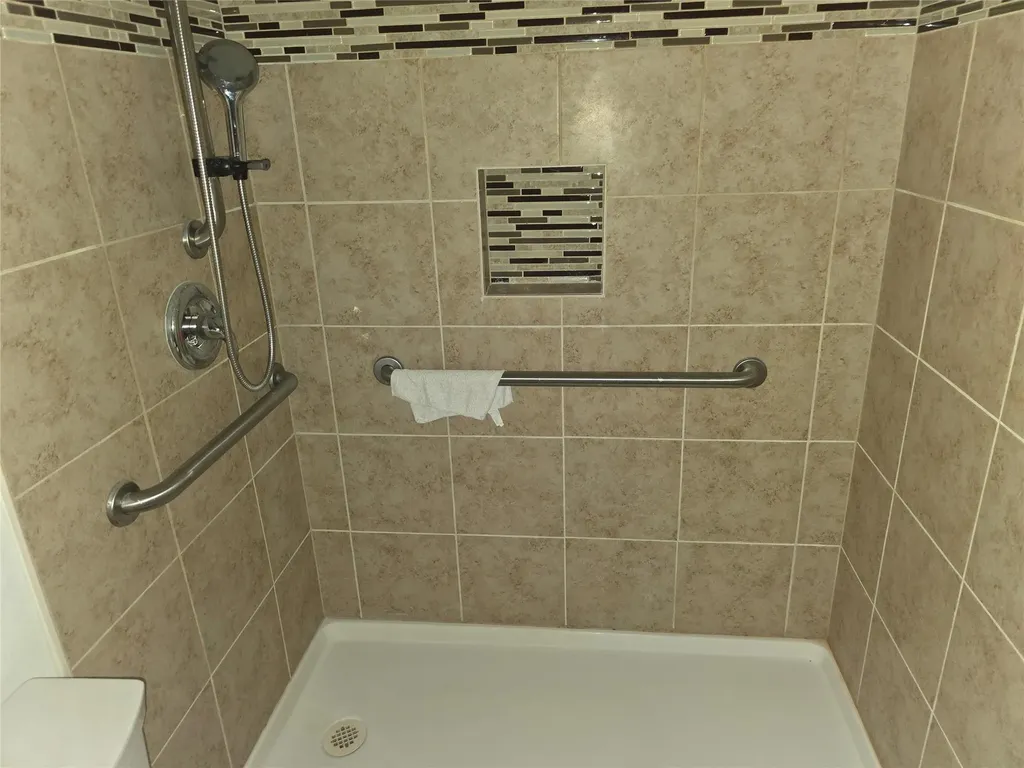 1109 Dunstan Drive Austin TX 78745