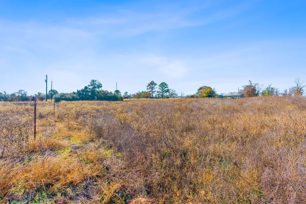 10996 Us Highway 90 W Harwood TX 78632