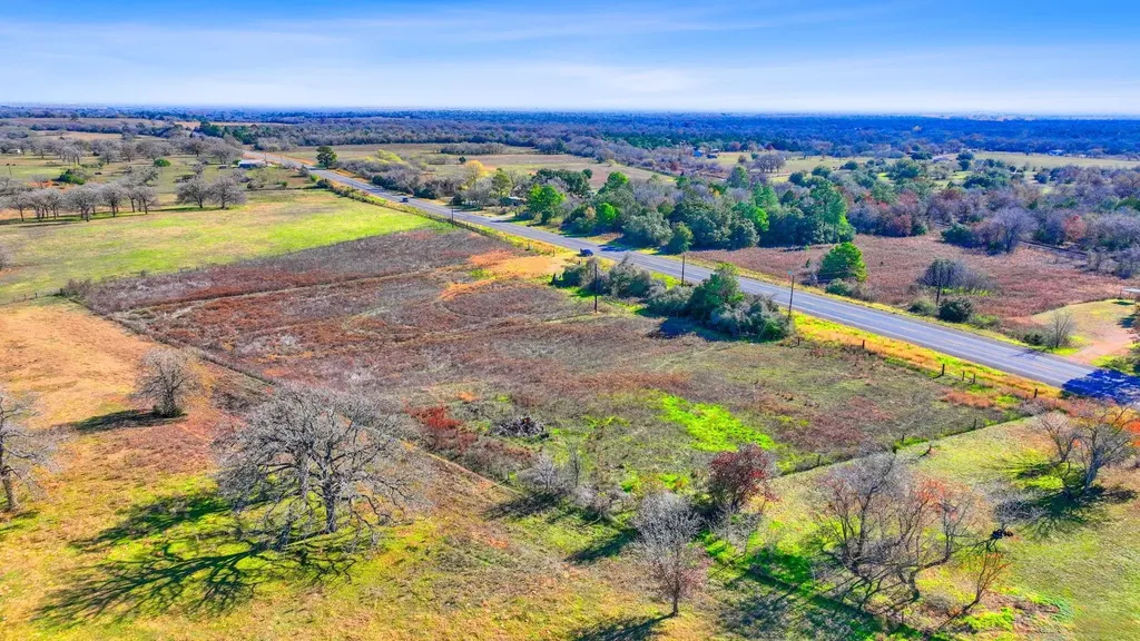 10996 Us Highway 90 W Harwood TX 78632