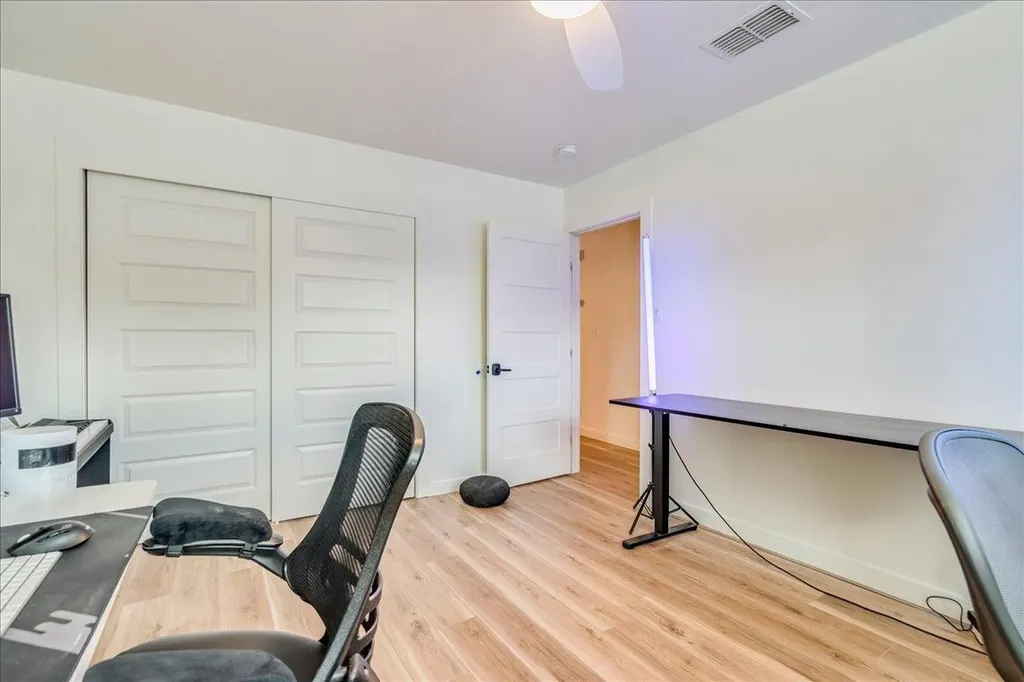 2506 Audubon Place Austin TX 78741