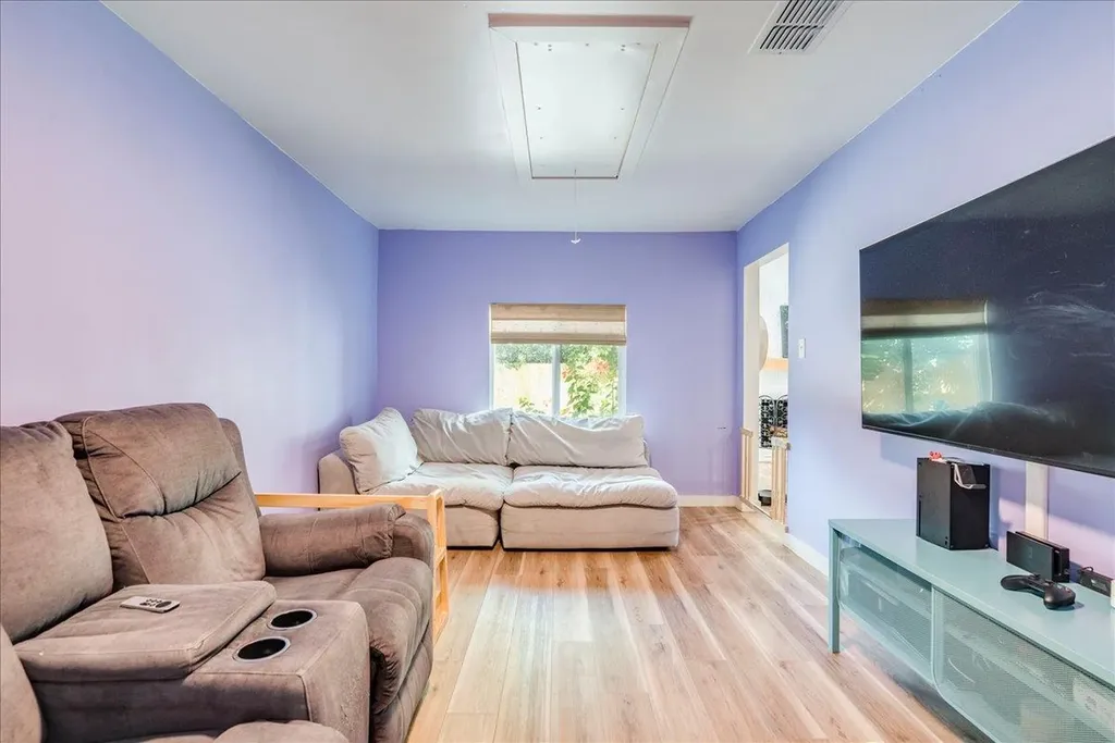 2506 Audubon Place Austin TX 78741