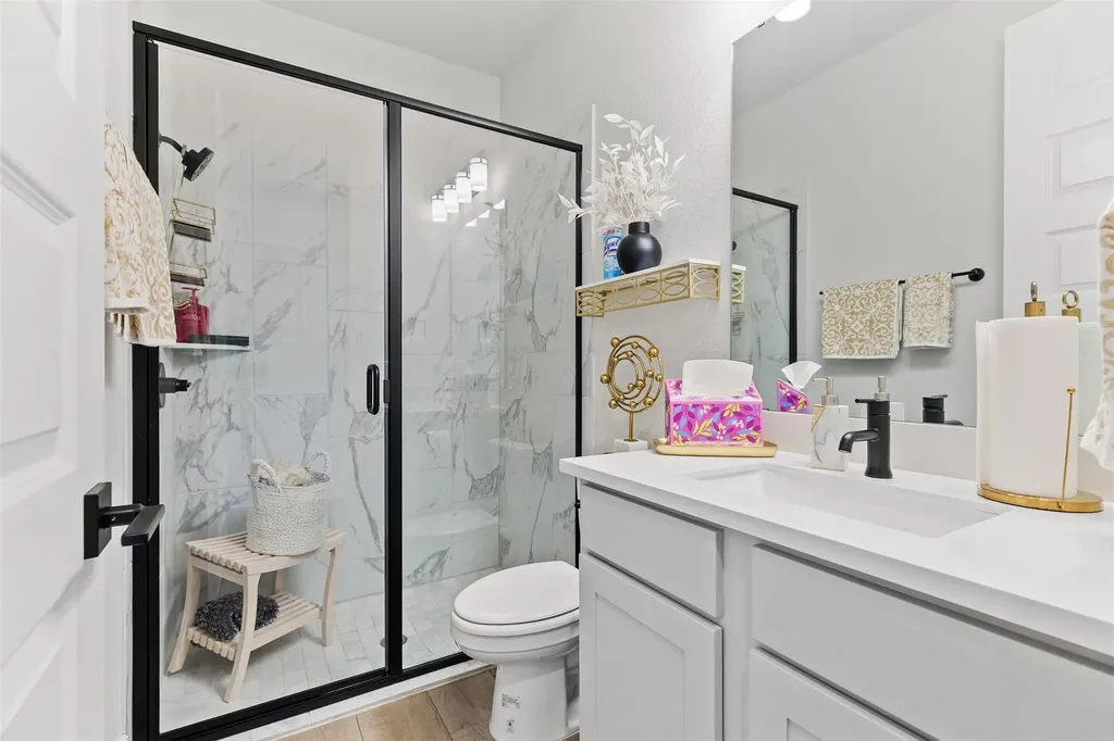 100 Green Knoll Lane Georgetown TX 78628