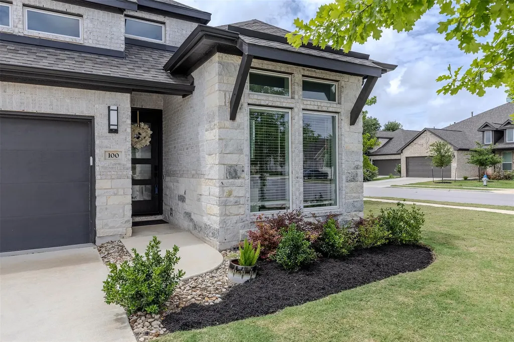 100 Green Knoll Lane Georgetown TX 78628