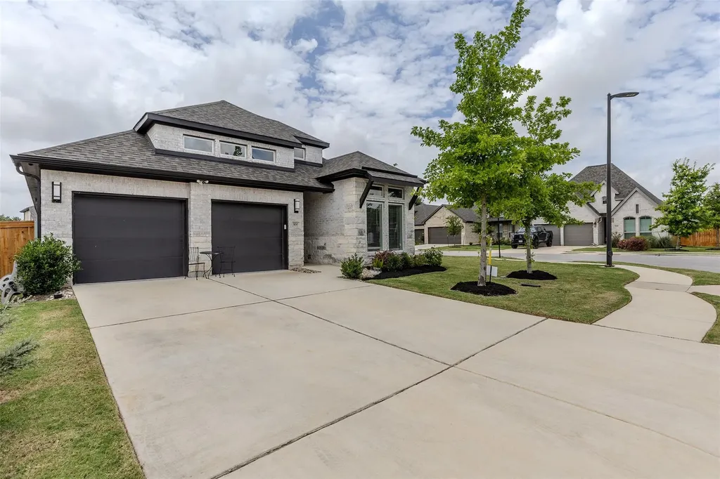 100 Green Knoll Lane Georgetown TX 78628