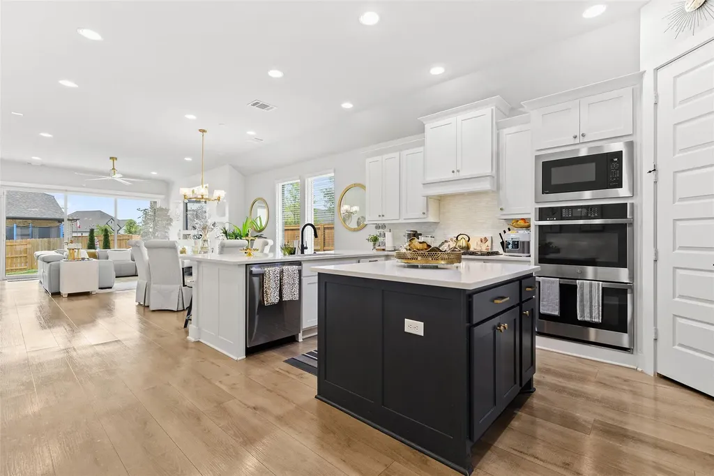 100 Green Knoll Lane Georgetown TX 78628
