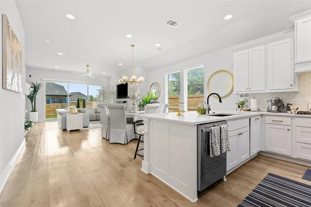 100 Green Knoll Lane Georgetown TX 78628