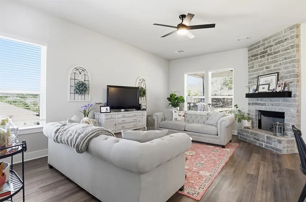 21100 Niagara Cove Lago Vista TX 78645