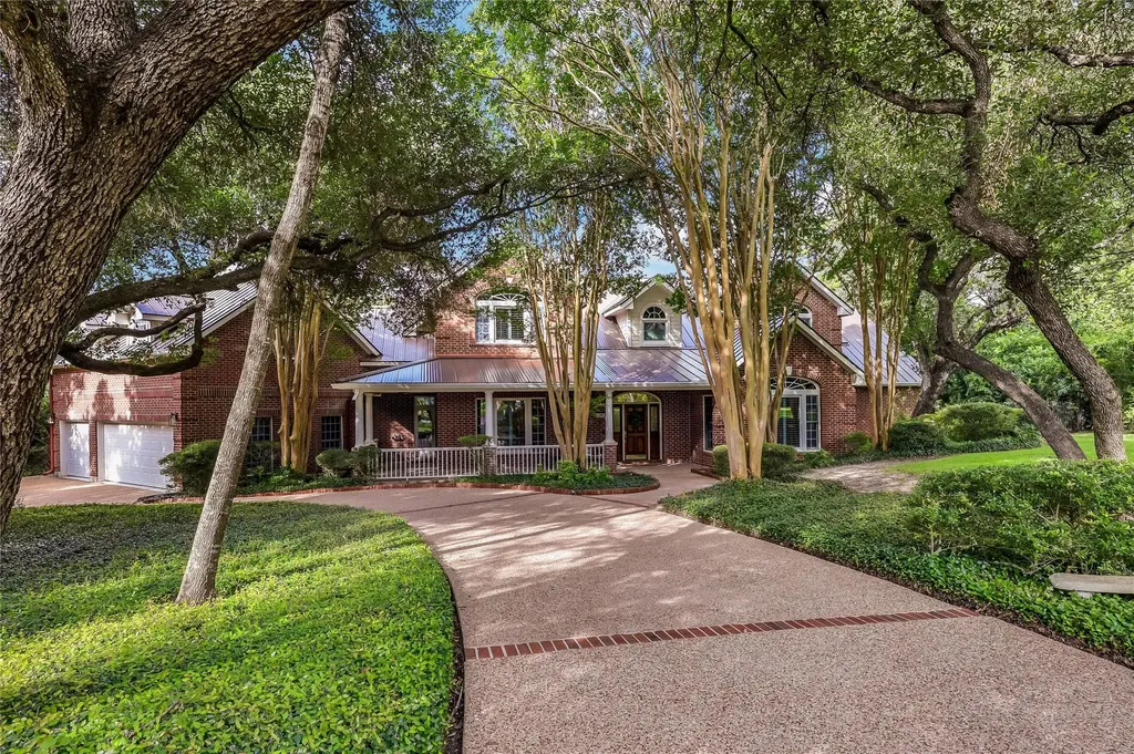 109 Wood Trail West Lake Hills TX 78746