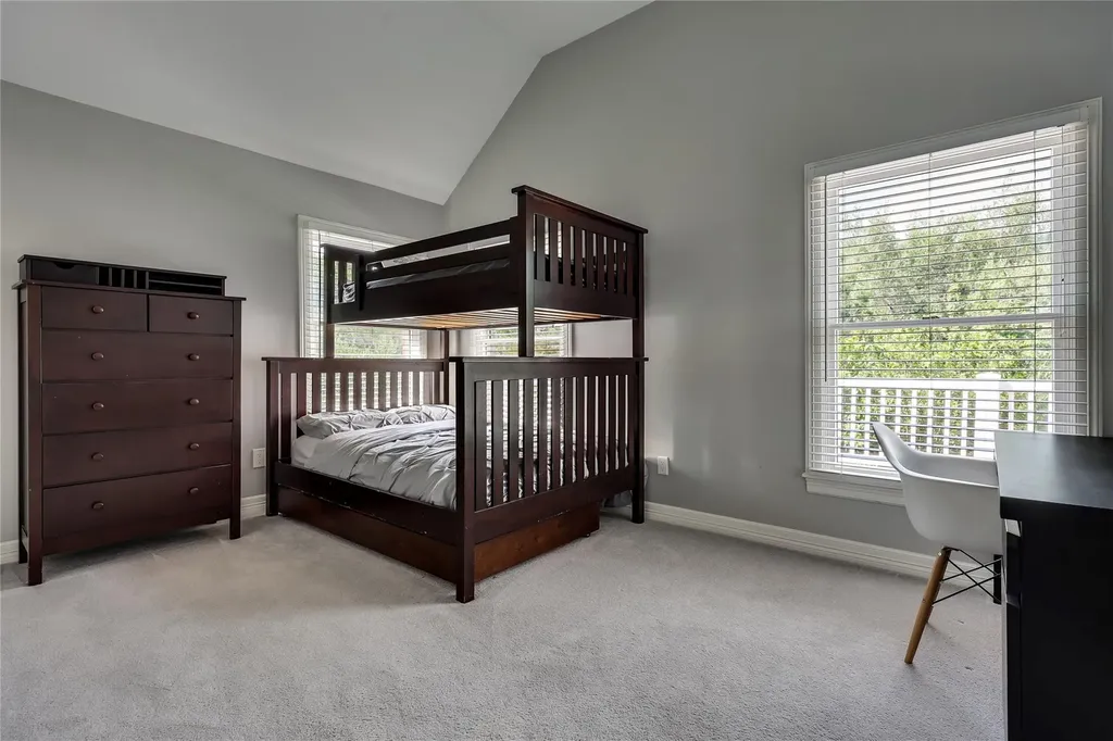 109 Wood Trail West Lake Hills TX 78746