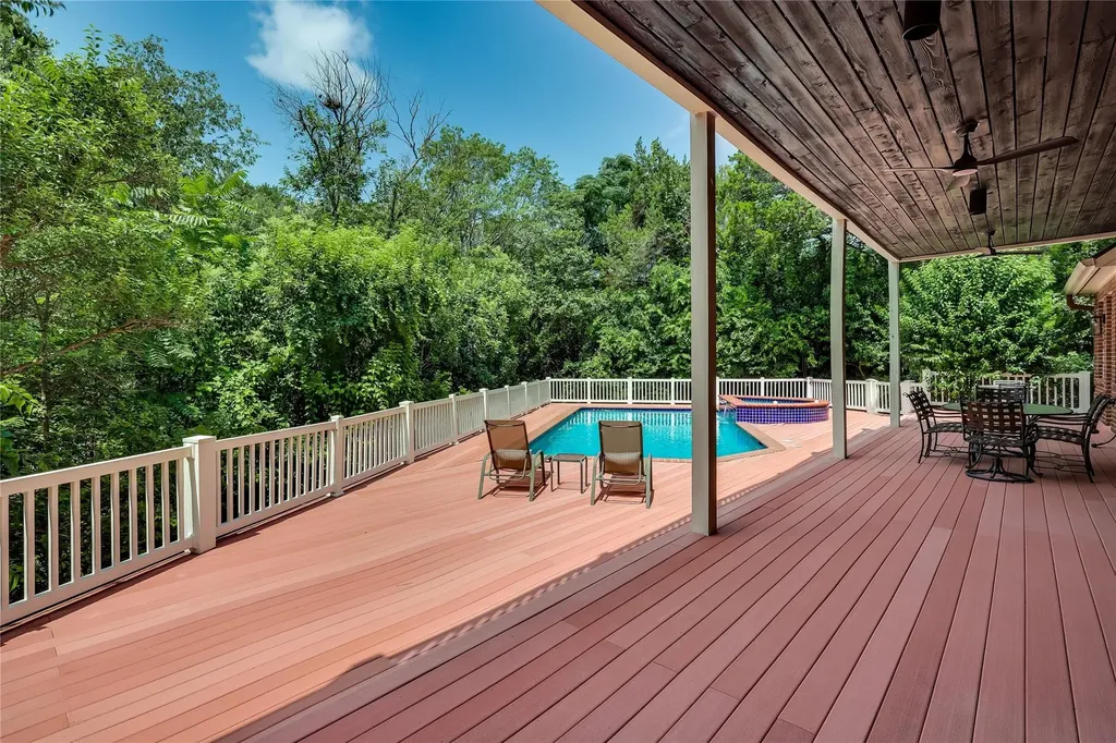109 Wood Trail West Lake Hills TX 78746