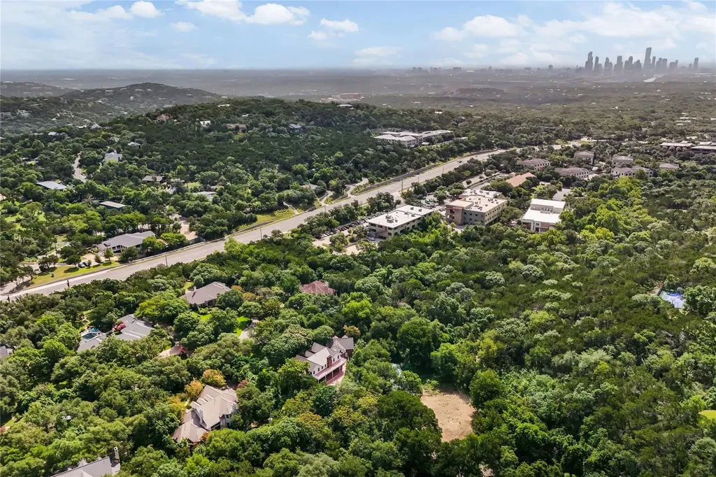 109 Wood Trail West Lake Hills TX 78746