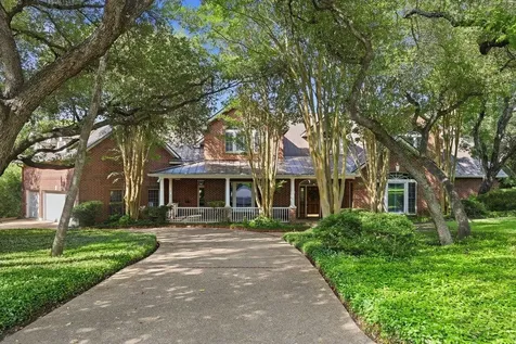 109 Wood Trail West Lake Hills TX 78746