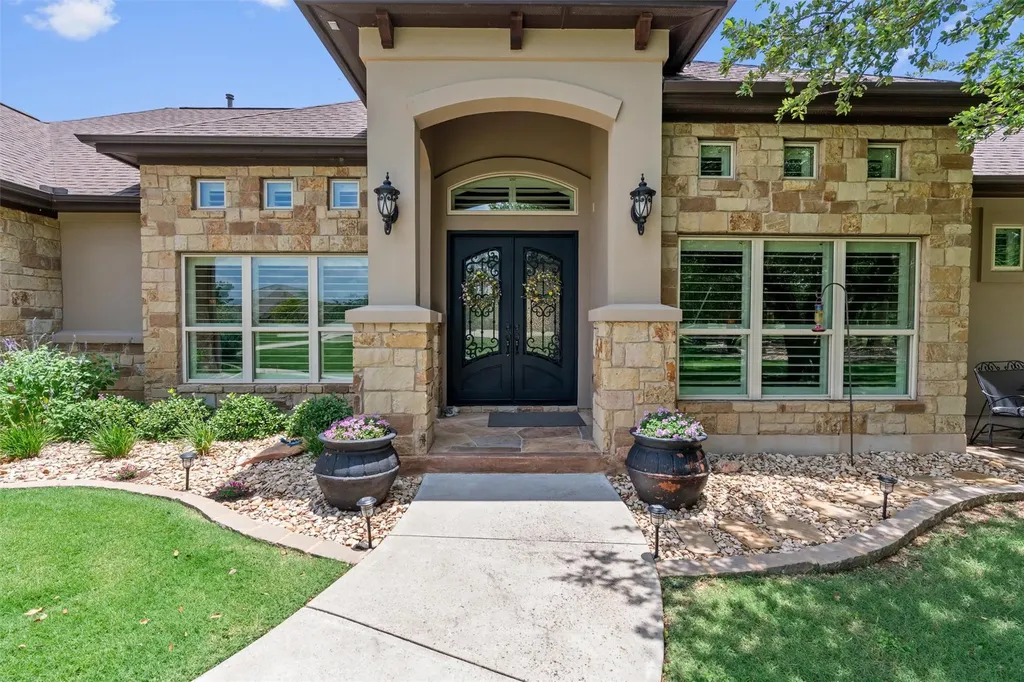 104 Adobe Cove Georgetown TX 78633