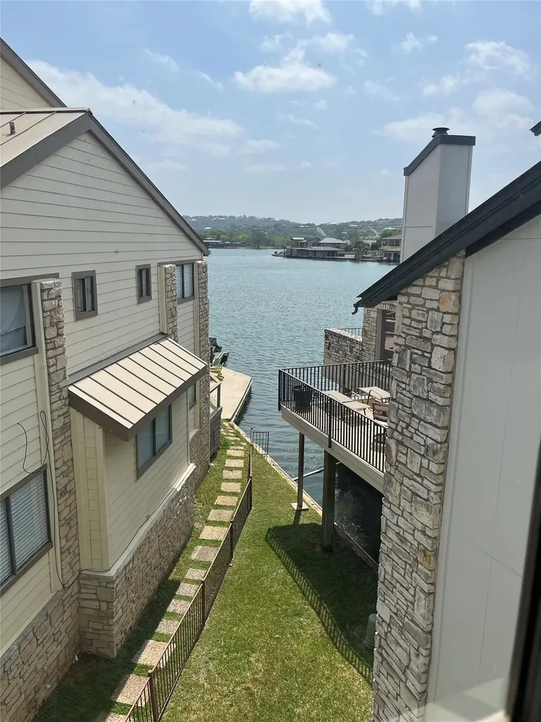 103 Island Drive Horseshoe Bay TX 78657