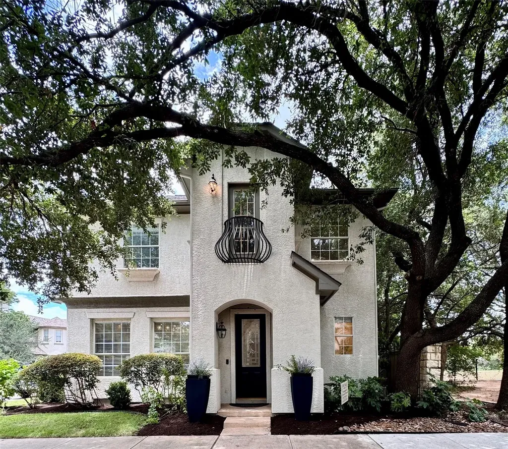 3816 Gaines Court Austin TX 78735
