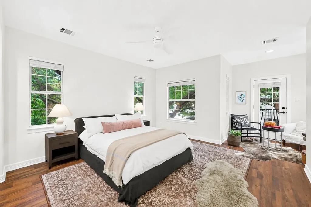 3816 Gaines Court Austin TX 78735