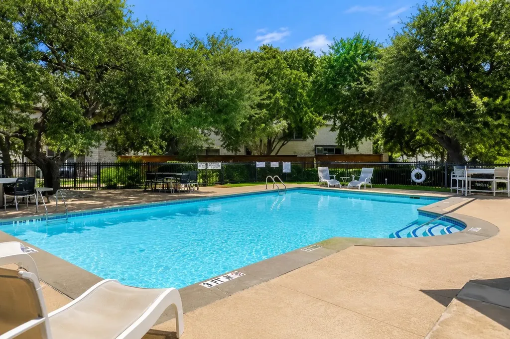 3816 Gaines Court Austin TX 78735