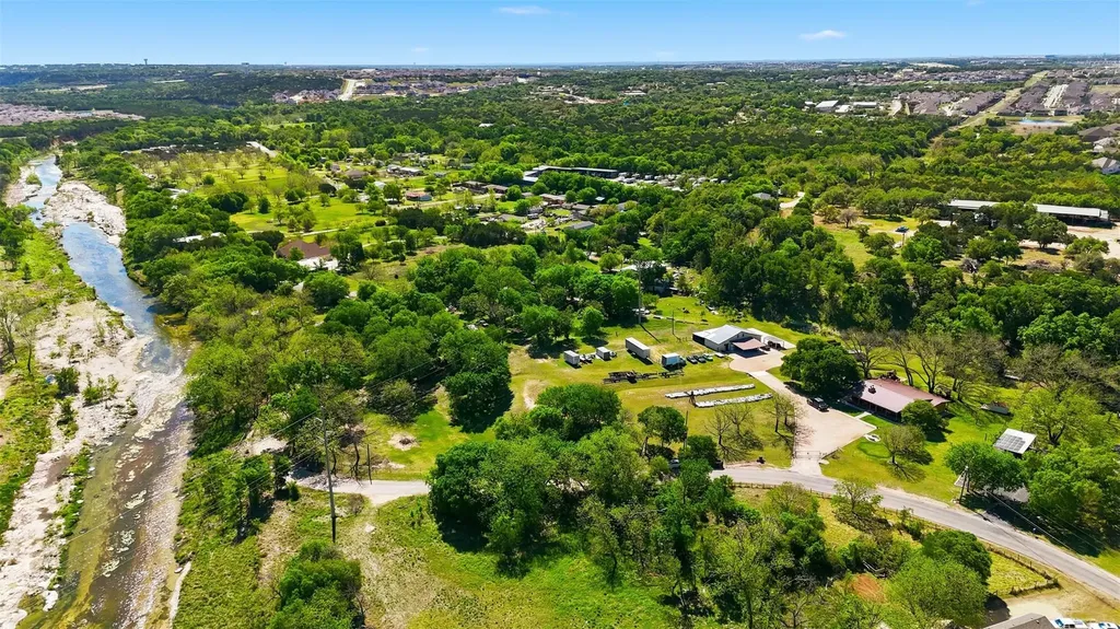 1204 S Gabriel Drive Leander TX 78641