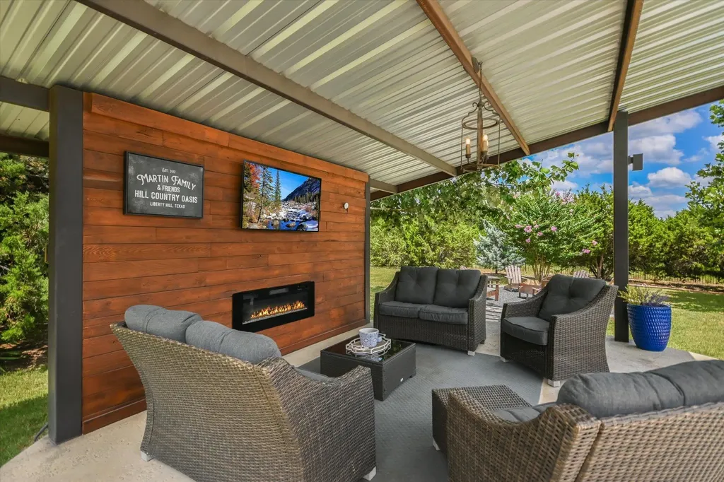264 Sunny Slope Road Liberty Hill TX 78642