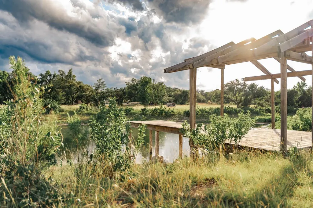 17650 Hamilton Pool Road Austin TX 78738