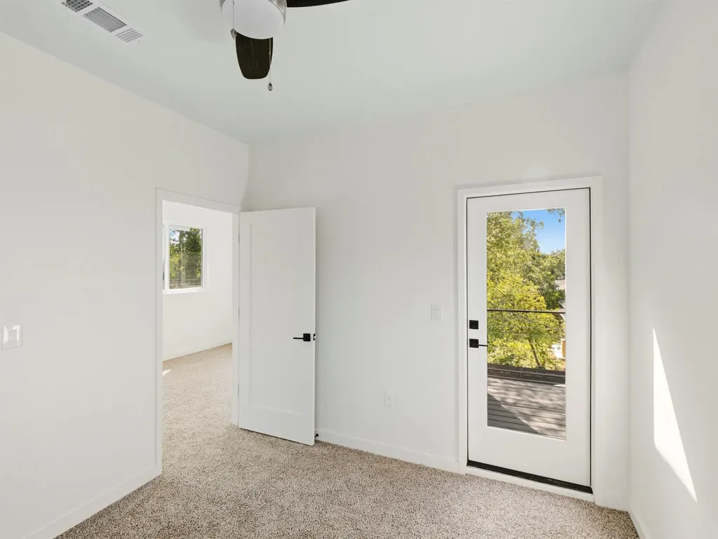 1106 S Meadows Drive SW Austin TX 78758