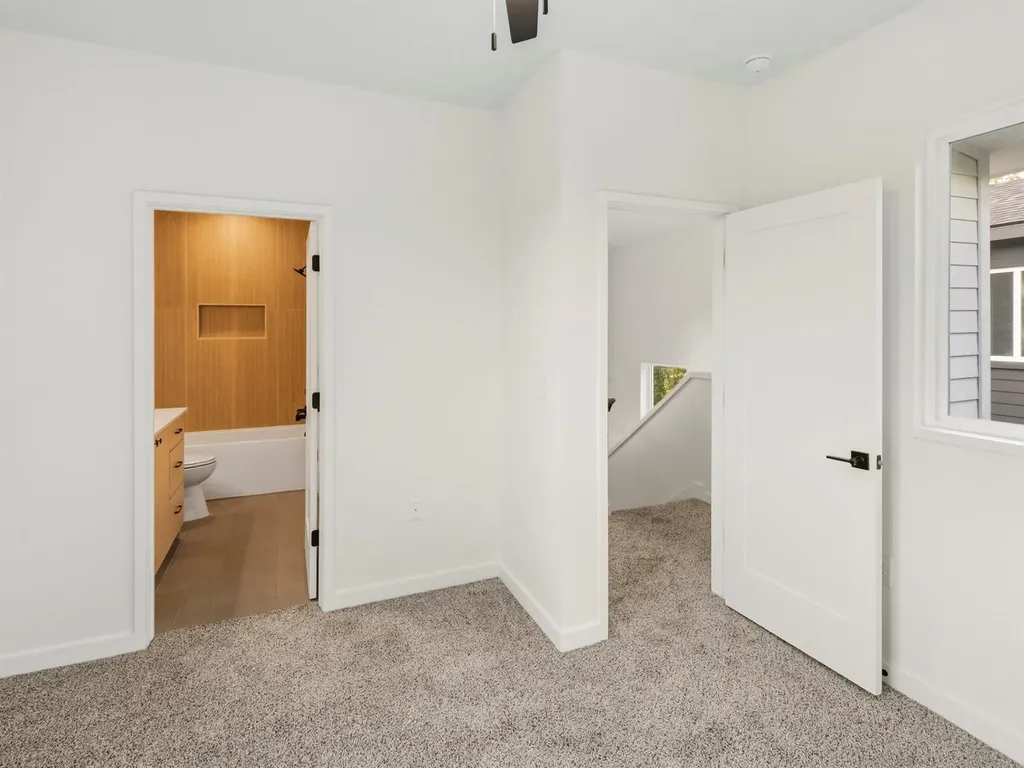 1106 S Meadows Drive SW Austin TX 78758