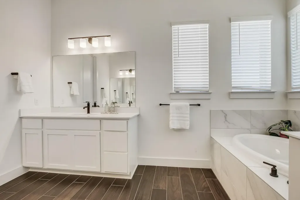 9208 Apogee Boulevard Austin TX 78744