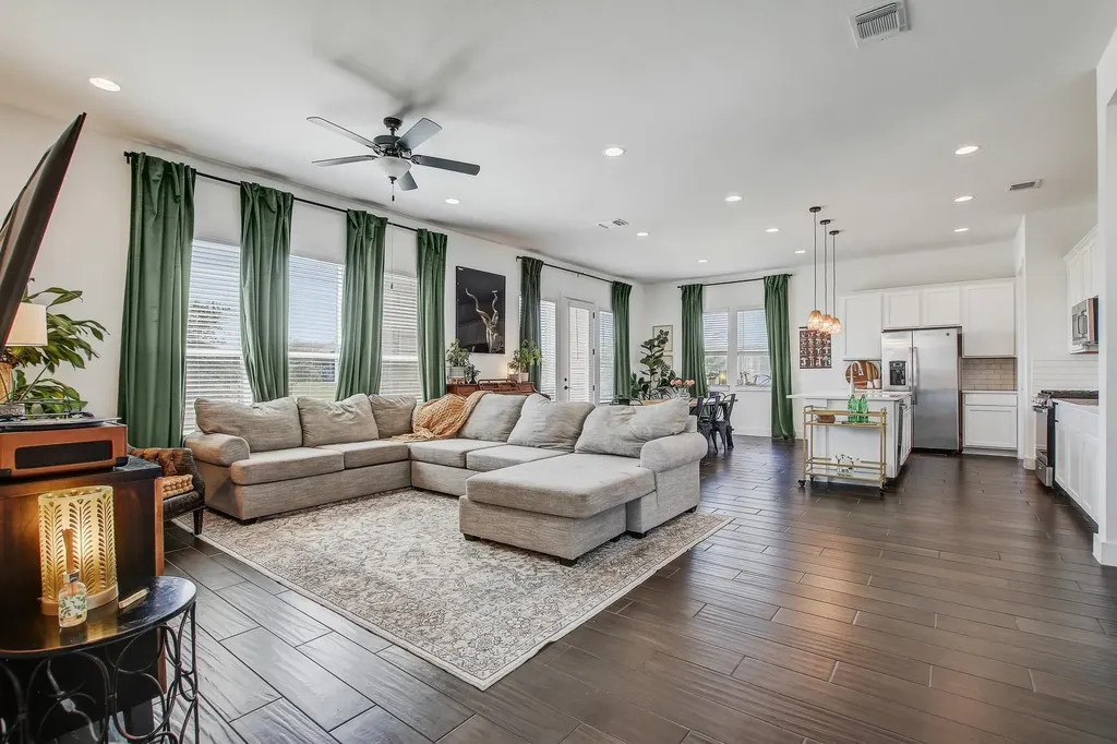 9208 Apogee Boulevard Austin TX 78744