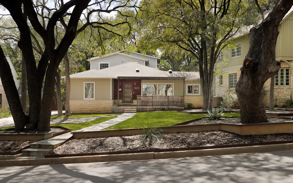 2803 Bridle Path Austin TX 78703