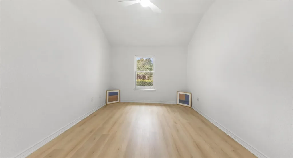 2527 Crenshaw Drive Round Rock TX 78664