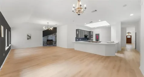 2527 Crenshaw Drive Round Rock TX 78664