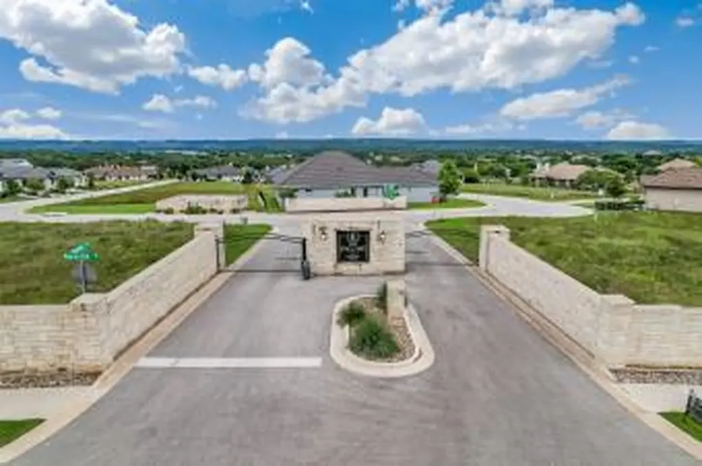 26612 Haynie Flat Road Spicewood TX 78669