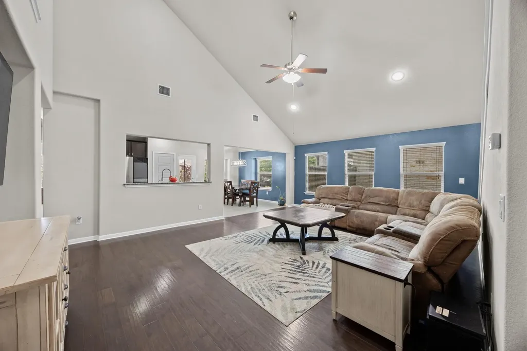 609 Jess Maynard Trail Leander TX 78641