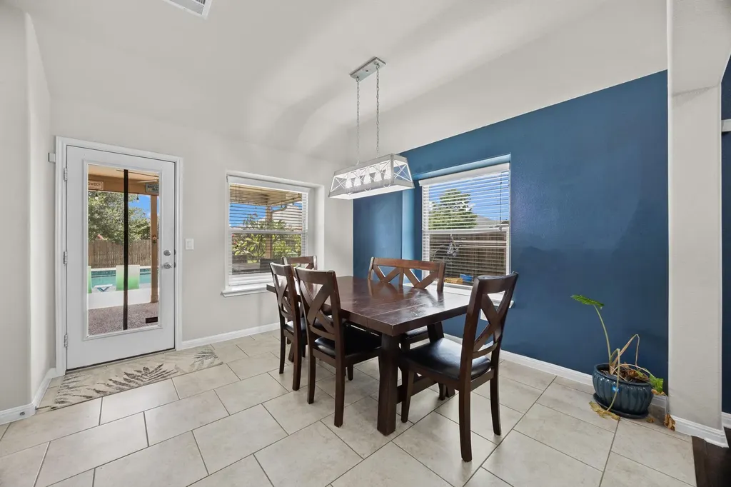 609 Jess Maynard Trail Leander TX 78641