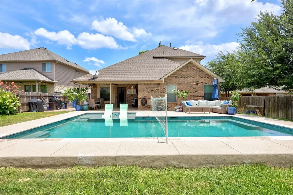 609 Jess Maynard Trail Leander TX 78641