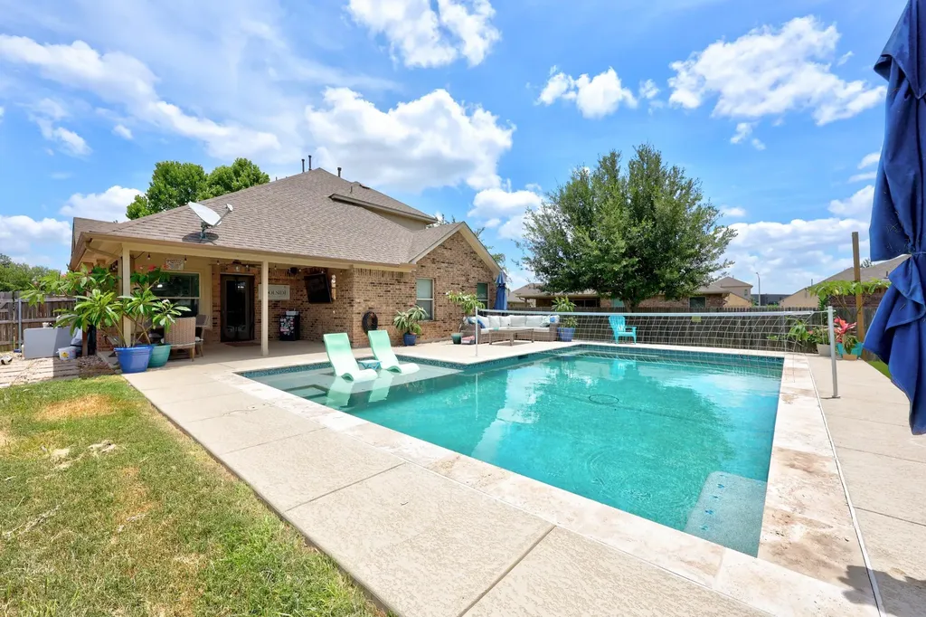 609 Jess Maynard Trail Leander TX 78641