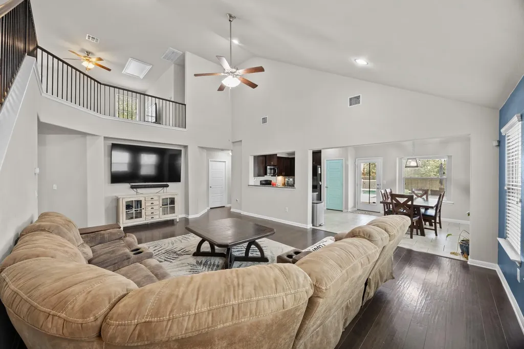 609 Jess Maynard Trail Leander TX 78641