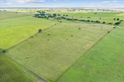 1700 Cr 322 Bartlett TX 76511