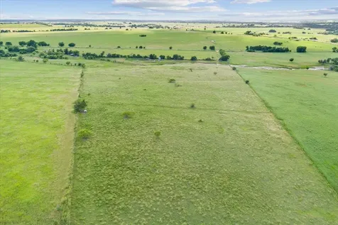 1700 Cr 322 Bartlett TX 76511
