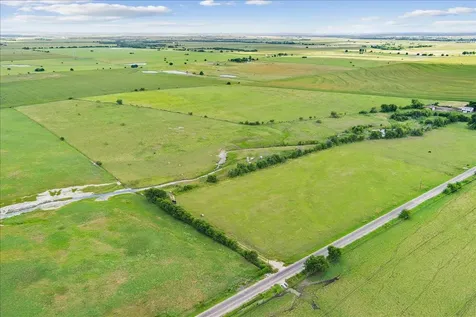 1700 Cr 322 Bartlett TX 76511