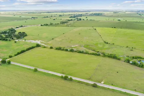 1700 Cr 322 Bartlett TX 76511